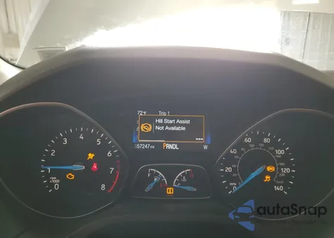 2018 Ford Focus Se z USA, uszkodzony, nr VIN 1FADP3F23JL214008